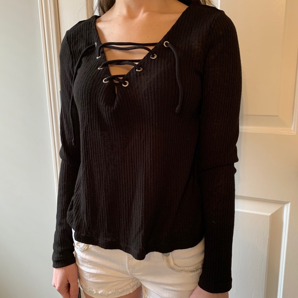 H&M black long sleeve blouse
